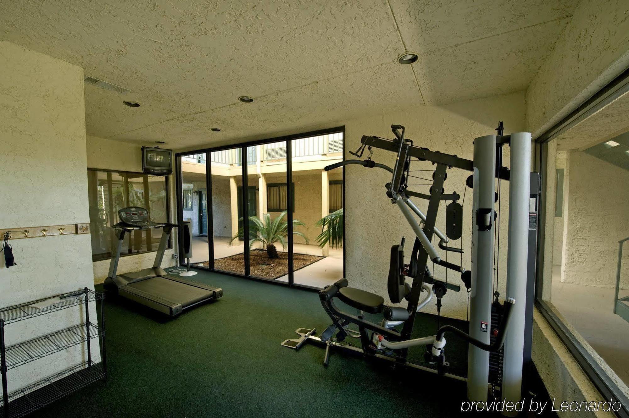 Amerihome Inn & Suites Houston Airport North Зручності фото